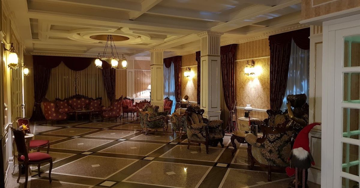 Lounge area with elegant armchairs and sofas